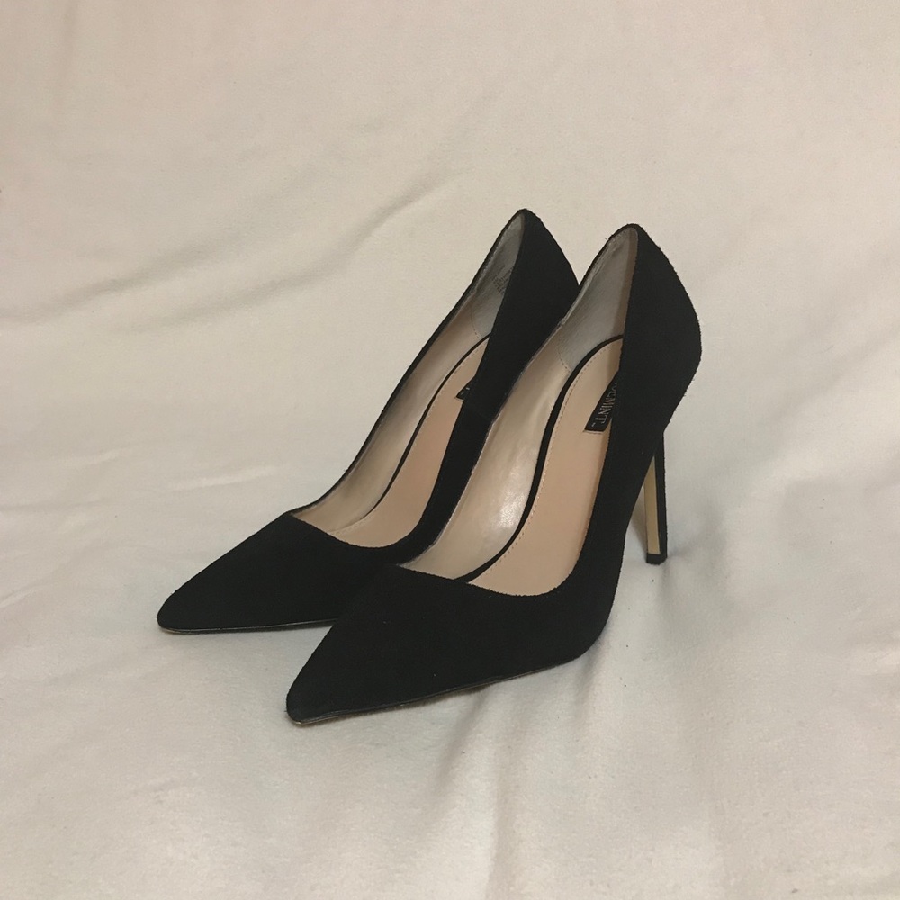 Shoemint Black Pumps